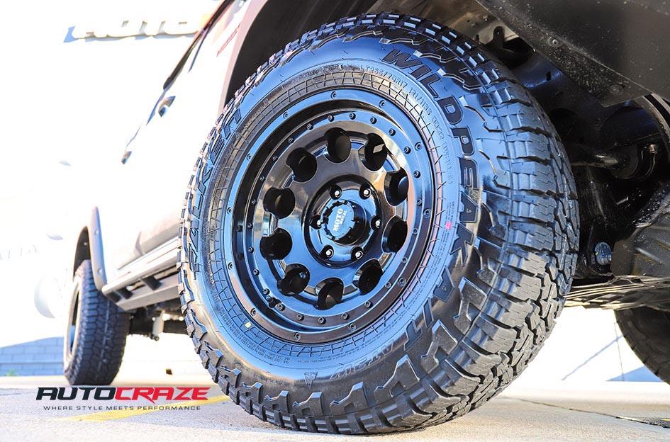 TOYOTA HILUX N80 4WD MO990 ROTARY GLOSS BLACK